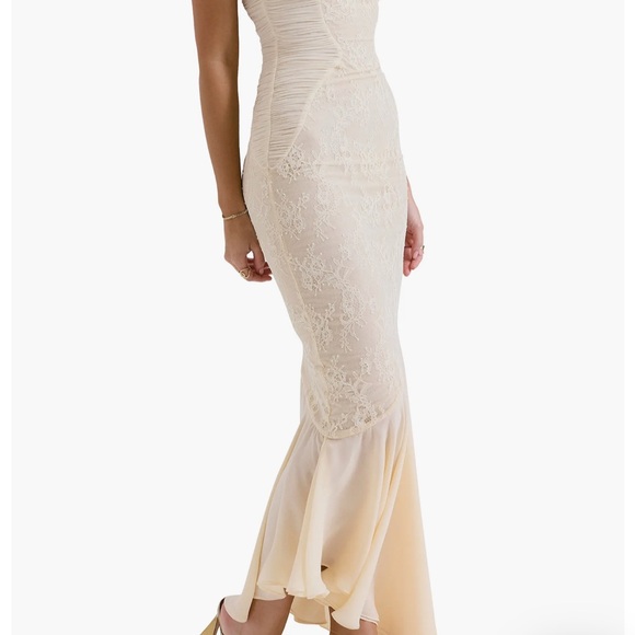 House of CB Felicia Lace Inset Mermaid Gown - Picture 4 of 8